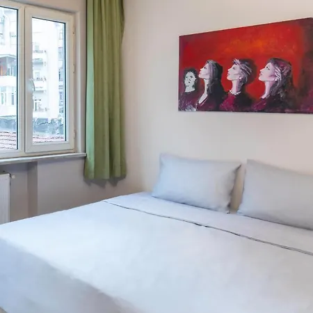 Baltaci 7 * Istanbul